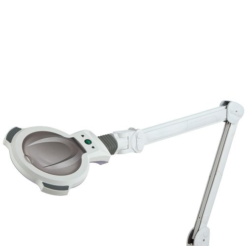 Lampa cu lup LED cu intensitate ajustabilă, ideală pentru detalii fine.